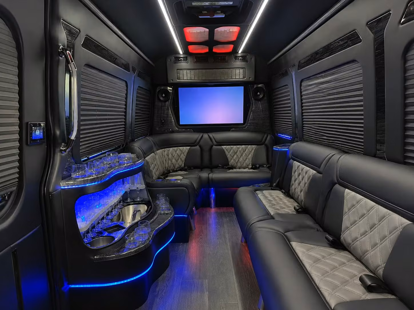charterbusrentaliowacityia com helps you lock in iowa city prom transportation before the best buses are gone