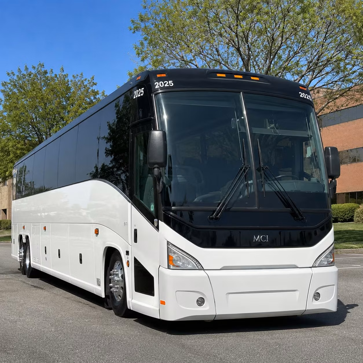 englert theatre and downtown iowa city concert shuttle rentals