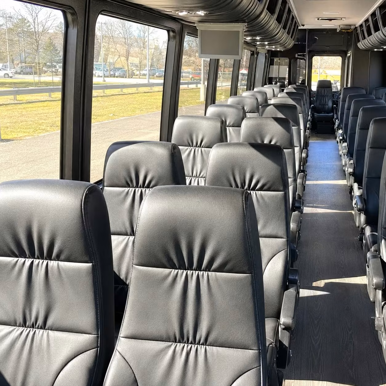 iowa city 35 passenger minibus rental