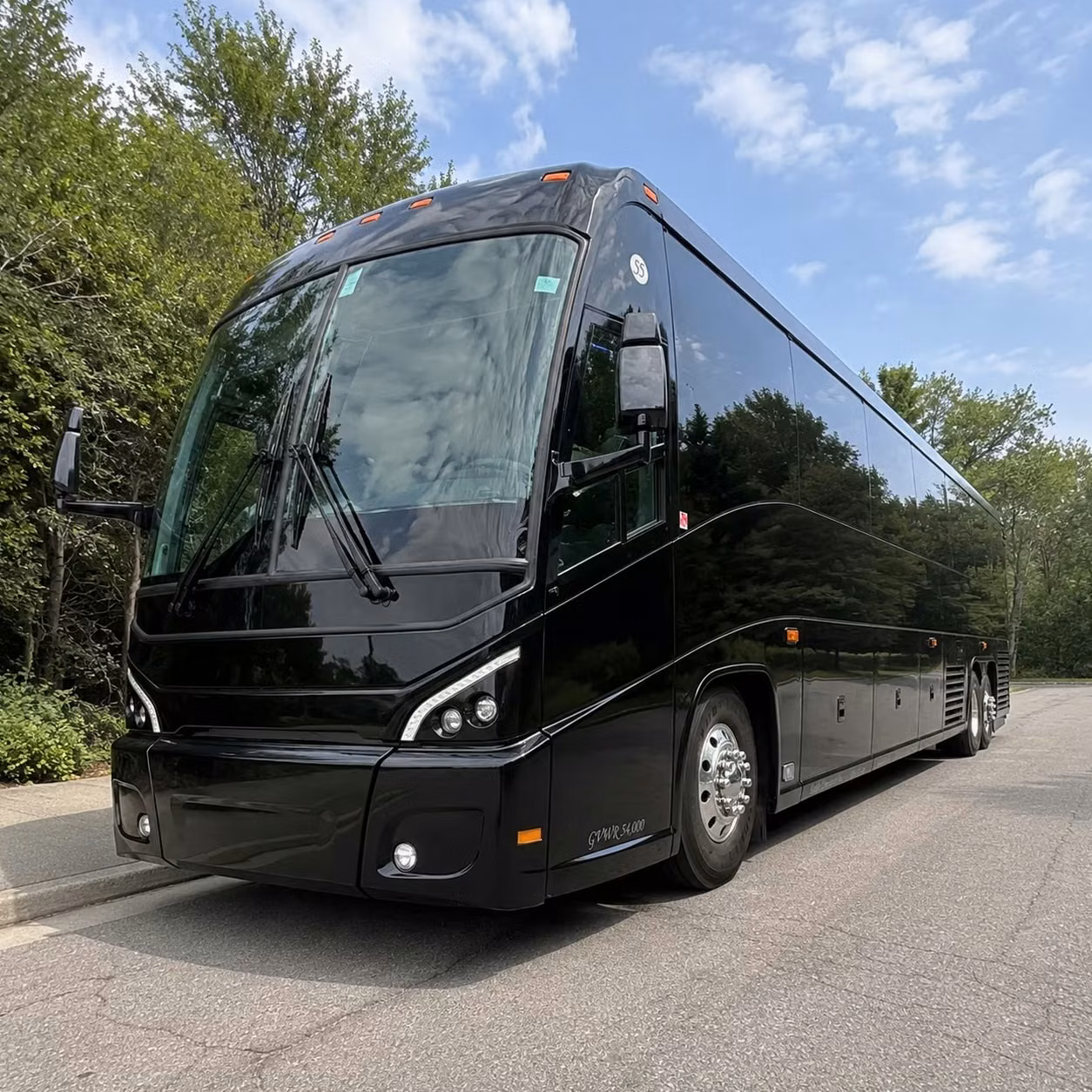 long distance charter bus rentals from iowa city to chicago kansas city and beyond